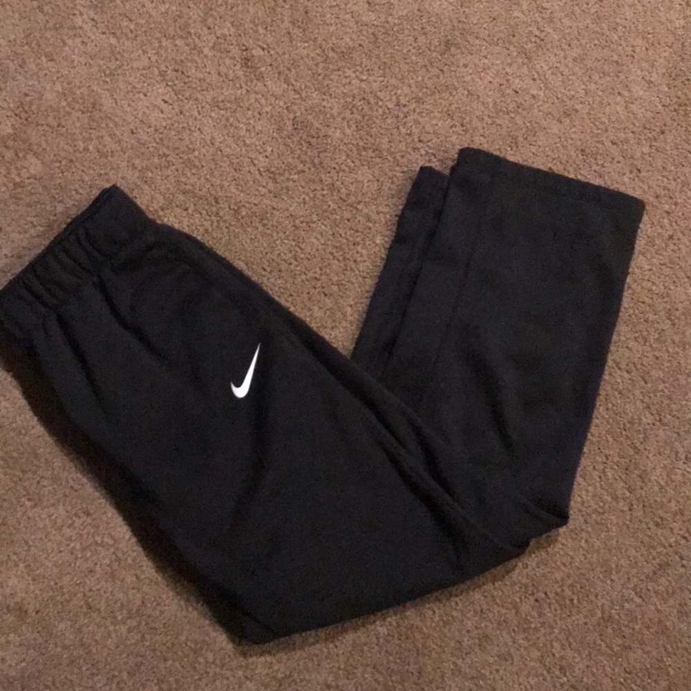 Black nike kids sweatpants